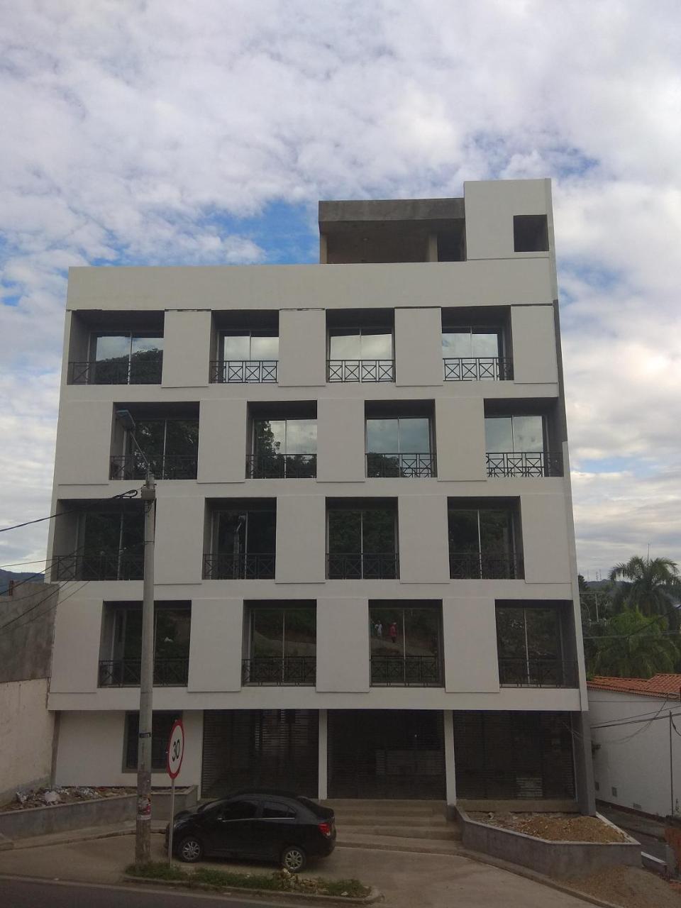 Okawango Hotel Girardot Εξωτερικό φωτογραφία