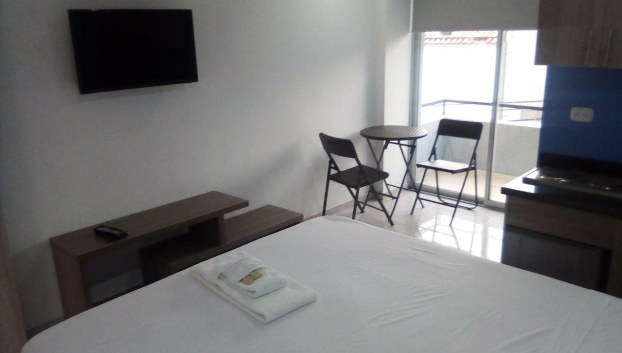 Okawango Hotel Girardot Εξωτερικό φωτογραφία